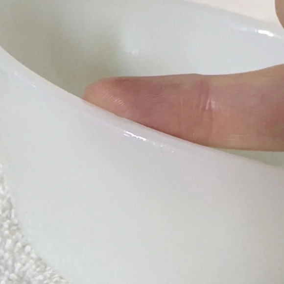 Vintage Anchor Hocking Milk Glass Small  Bowls With Handles x2 - Picture 5 of 13